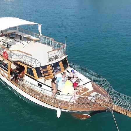 Botel Apollon Boat Tour *